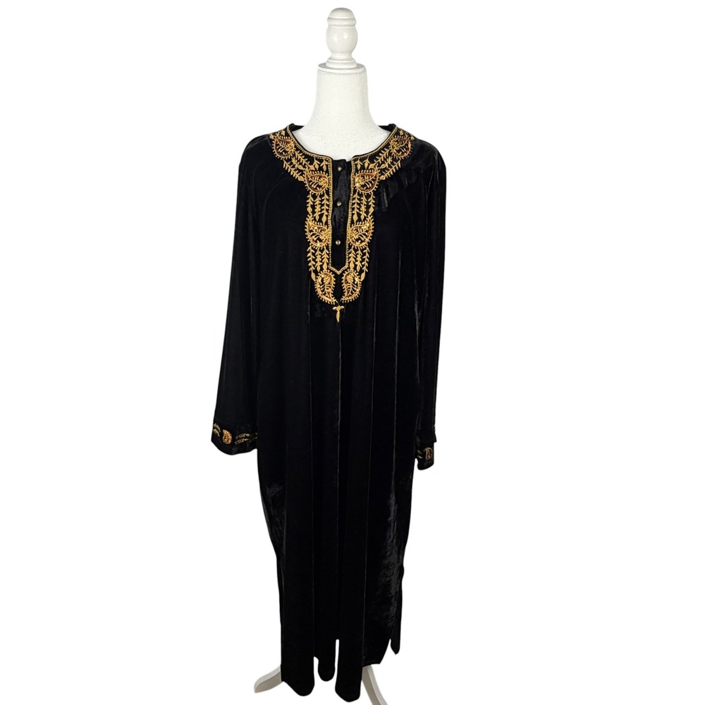 Vermont Country Store Caftan Women XL Black Velvet Gold Embroidered Lounger Robe